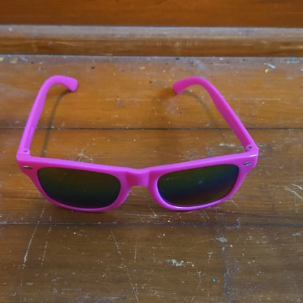 Vibrant Pink Sunglasses